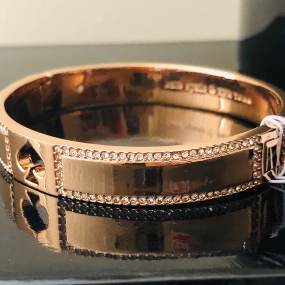 🎀Kate Spade ♠️ Hole Punch 10MM Rose gold Bangle - Picture 4 of 8